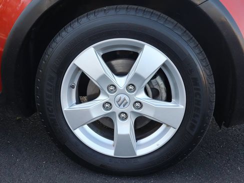 Used 2010 Suzuki SX4 Touring AWD/4WD image 43