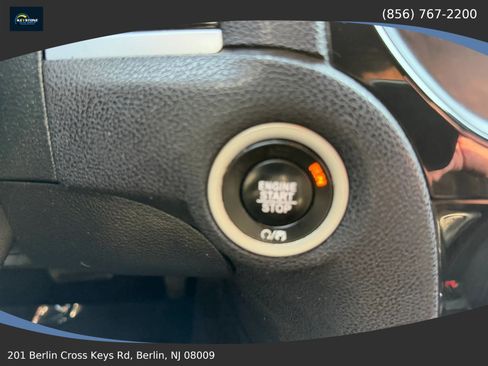 Used 2019 Chrysler 300 S image 29