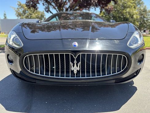 Used 2016 Maserati GranTurismo Convertible RWD image 3