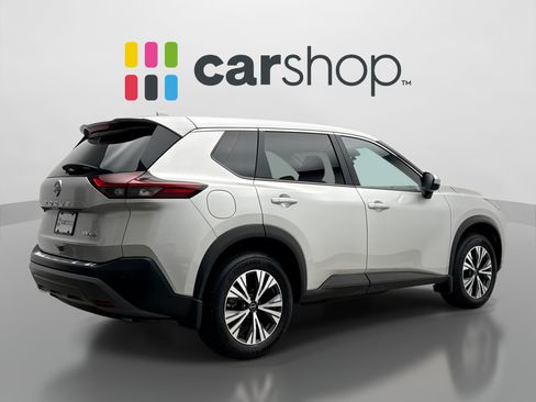 Used 2023 Nissan Rogue SV AWD/4WD image 5
