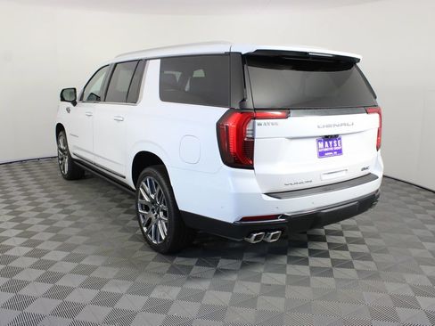 New 2026 GMC Yukon XL Denali Ultimate w/ LPO, Floor Liner Package AWD/4WD image 31