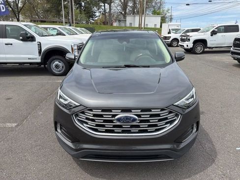 Used 2019 Ford Edge SEL w/ Equipment Group 201A image 2