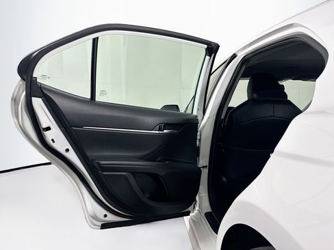 Used 2023 Toyota Camry SE w/ Cold Weather Package image 26