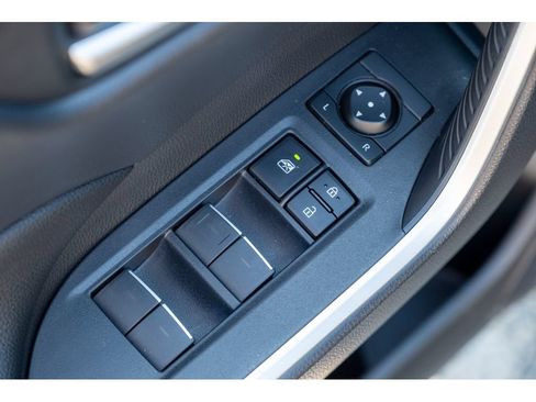 Used 2022 Toyota RAV4 SE w/ SE Grade Weather Package AWD/4WD image 14