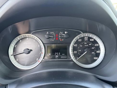 Used 2015 Nissan Sentra SR w/ SR Premium Package image 26