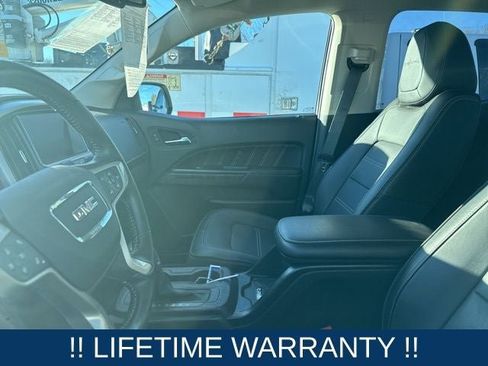 Used 2021 GMC Canyon Denali image 12