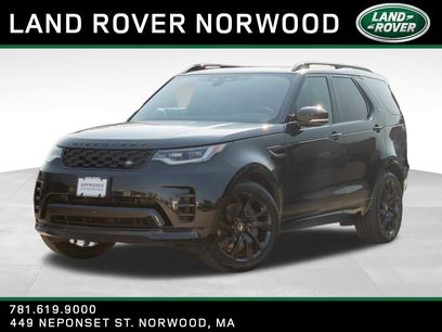 New 2024 Land Rover Discovery Dynamic SE