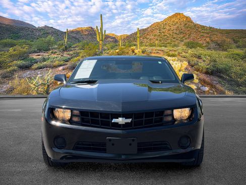 Used 2011 Chevrolet Camaro LS RWD image 5