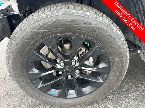 Used 2022 Jeep Wrangler Unlimited Sahara w/ Dual Top Group image 25