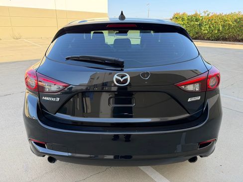 Used 2018 MAZDA MAZDA3 Grand Touring FWD image 6