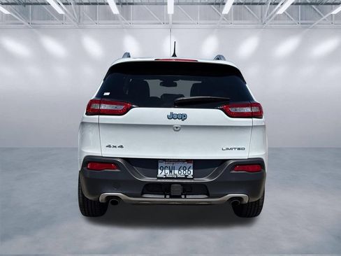 Used 2014 Jeep Cherokee Limited w/ Luxury Group AWD/4WD image 5