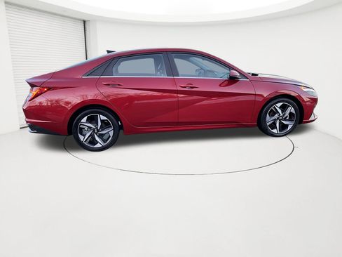 Certified 2023 Hyundai Elantra Limited w/ Cargo Package image 6