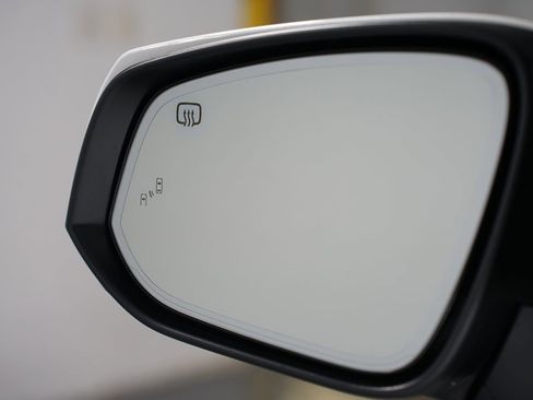 Used 2025 Toyota Sienna Limited image 26