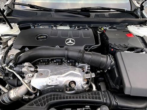 Certified 2022 Mercedes-Benz CLA 250 image 31