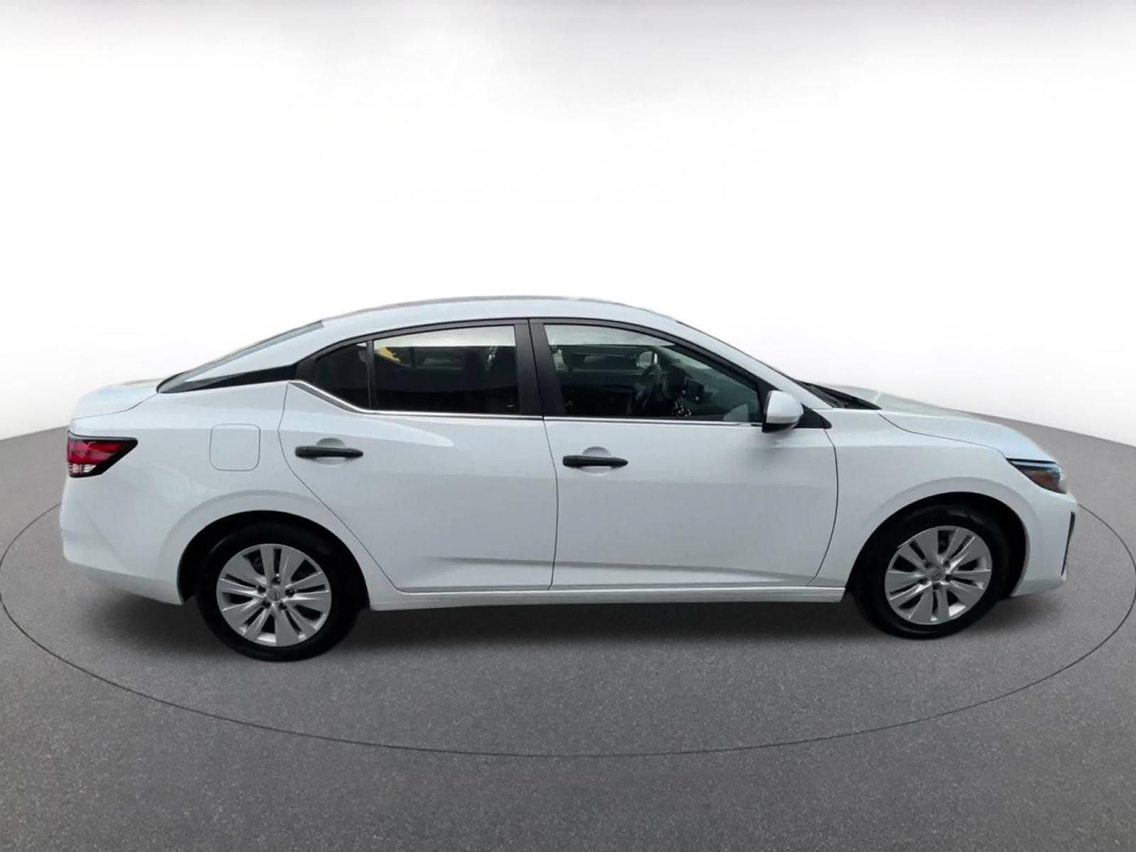Used 2025 Nissan Sentra S FWD image 15