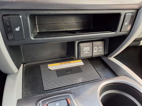 Certified 2022 Honda Pilot Special Edition image 9