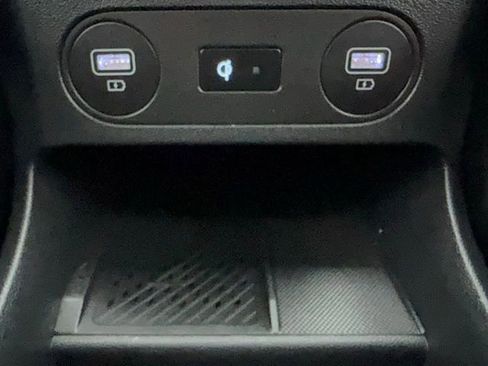 Used 2024 Hyundai Ioniq 5 Limited image 31