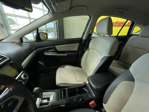 Used 2016 Subaru Crosstrek 2.0i Premium AWD/4WD image 12