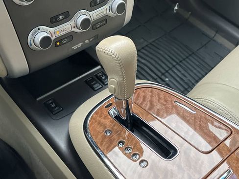 Used 2011 Nissan Murano LE image 25