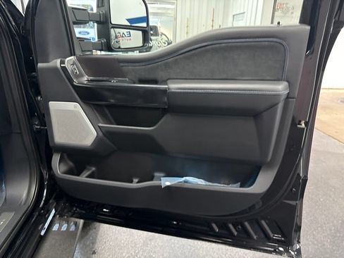 New 2026 Ford F350 Platinum w/ Tremor Off-Road Package AWD/4WD image 41