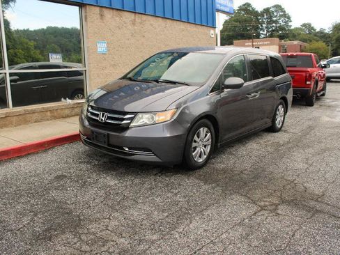 Used 2016 Honda Odyssey SE image 3