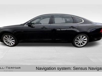 Used 2018 Volvo S90 T6 Momentum w/ Convenience Package