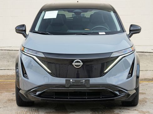 Used 2025 Nissan Ariya FWD image 43