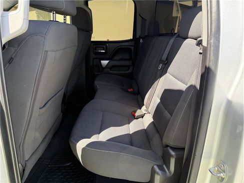 Used 2019 Chevrolet Silverado 1500 LT AWD/4WD image 14