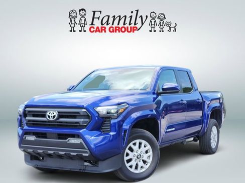 Used 2025 Toyota Tacoma SR5 RWD image 1