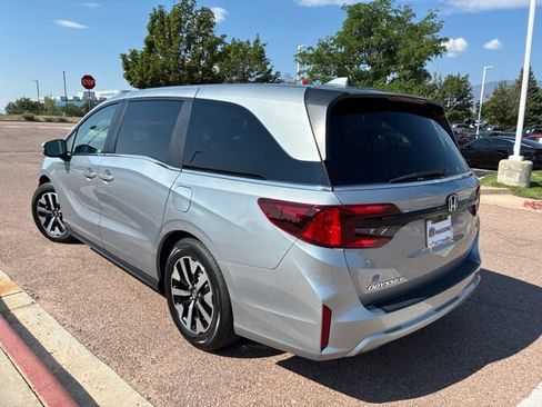 Certified 2026 Honda Odyssey EX-L image 5