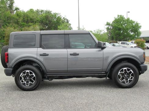 Used 2022 Ford Bronco 4-Door AWD/4WD image 2