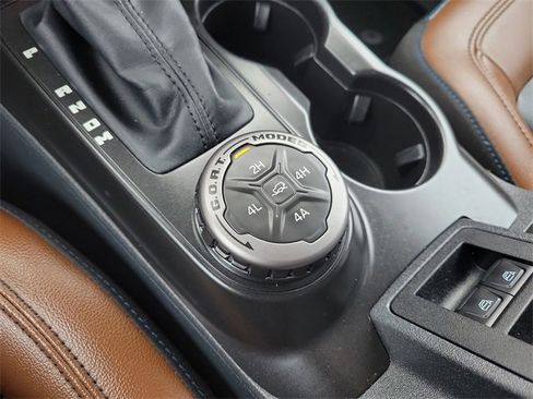 Used 2023 Ford Bronco Outer Banks image 33