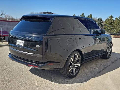 Certified 2023 Land Rover Range Rover SE image 5