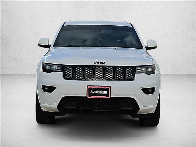 Used 2020 Jeep Grand Cherokee Altitude AWD/4WD image 2