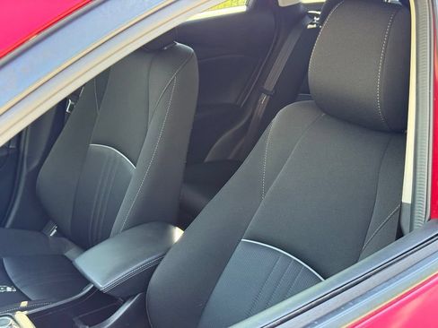 Used 2019 MAZDA CX-3 Sport w/ Sport I-ACTIVSENSE Package FWD image 17