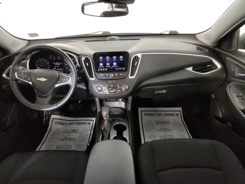 Used 2024 Chevrolet Malibu RS image 31