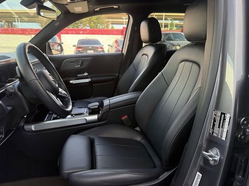 Used 2022 Mercedes-Benz GLB 250 image 25
