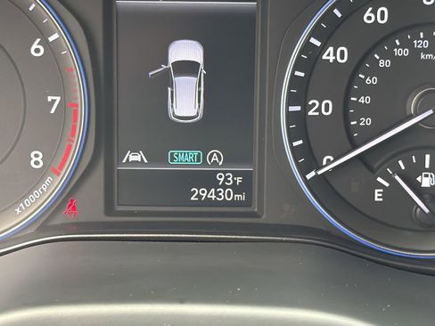 Used 2023 Hyundai Kona SEL FWD image 29