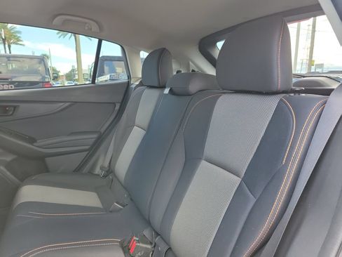 Used 2021 Subaru Crosstrek 2.0i Premium w/ Moonroof Package AWD/4WD image 10