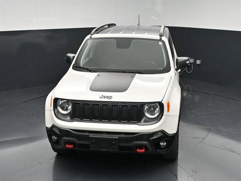 Used 2019 Jeep Renegade Trailhawk w/ Cold Weather Group II AWD/4WD image 20