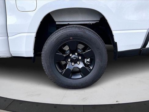 Certified 2025 RAM 1500 Tradesman w/ Night Edition image 33