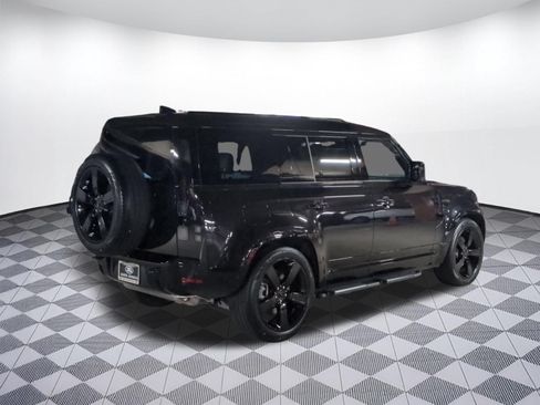 New 2026 Land Rover Defender 110 X-Dynamic SE AWD/4WD image 5
