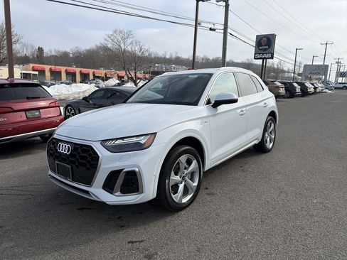Certified 2023 Audi Q5 2.0T Prestige w/ Prestige Package AWD/4WD image 3