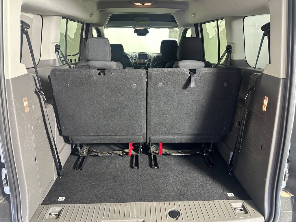 Used 2023 Ford Transit Connect XL FWD image 6