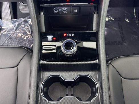 New 2025 Jeep Grand Cherokee L Limited w/ Black Appearance Package image 25