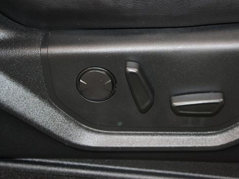 Used 2019 Ford F150 Lariat AWD/4WD image 34