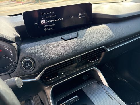 Used 2024 MAZDA CX-90 3.3 Turbo w/ Premium Package image 22