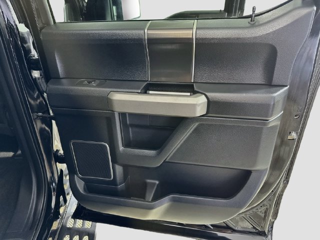 Used 2019 Ford F150 Raptor w/ Equipment Group 802A Luxury AWD/4WD image 27