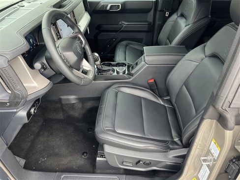 New 2026 Ford Bronco Outer Banks image 16