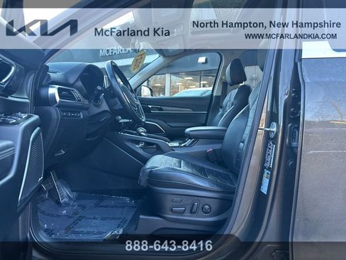 Used 2021 Kia Telluride SX w/ SX Prestige Package image 11